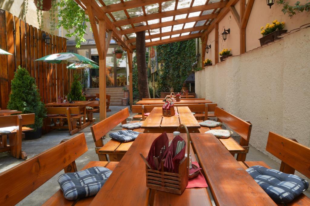 Hostel Sklep Prága Kültér fotó