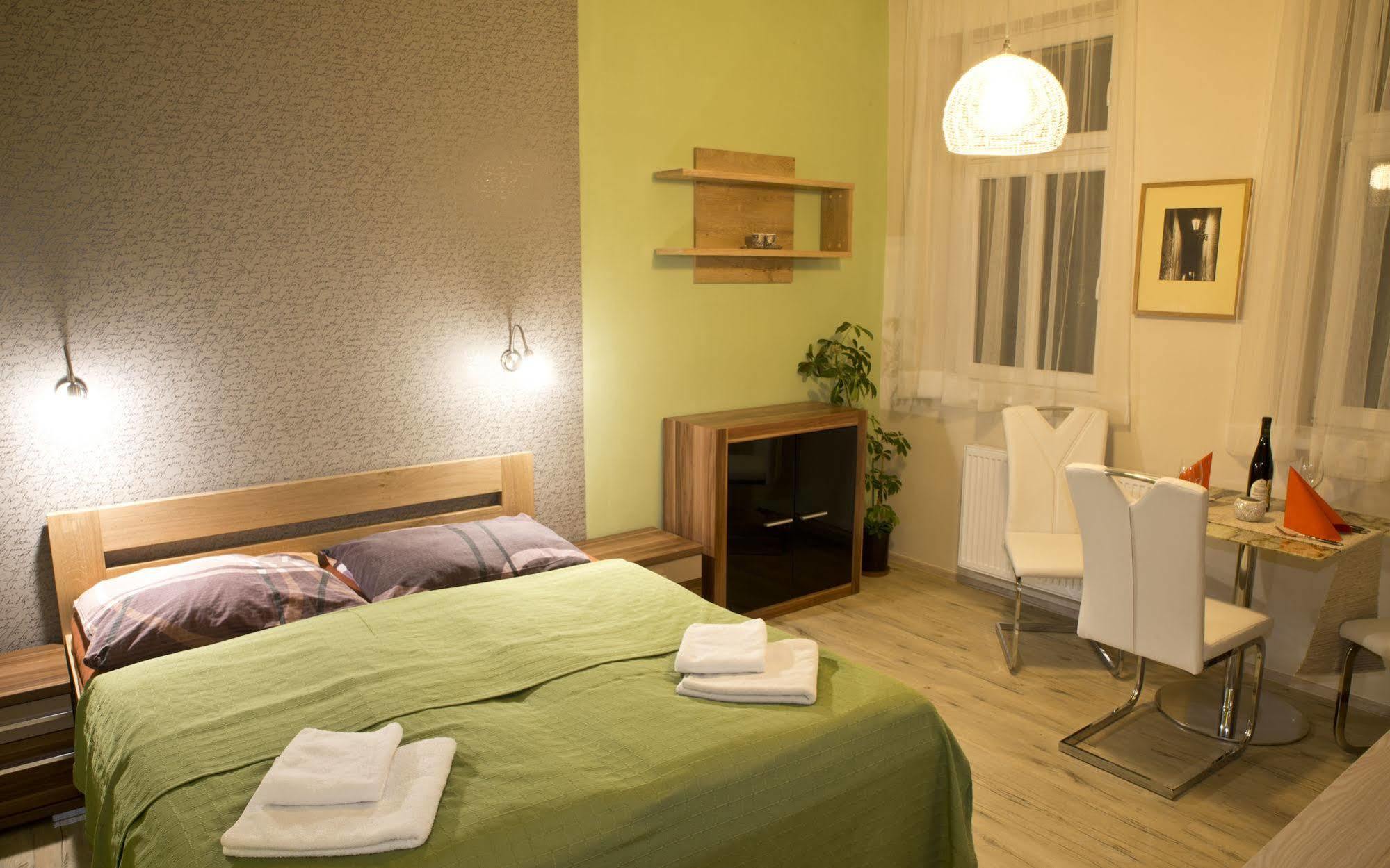 Hostel Sklep Prága Kültér fotó